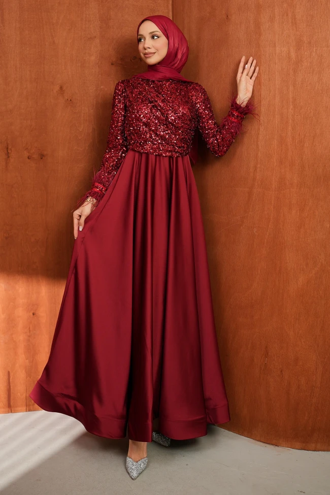 Bordo Kolları Tüylü Payetli Saten Abiye
