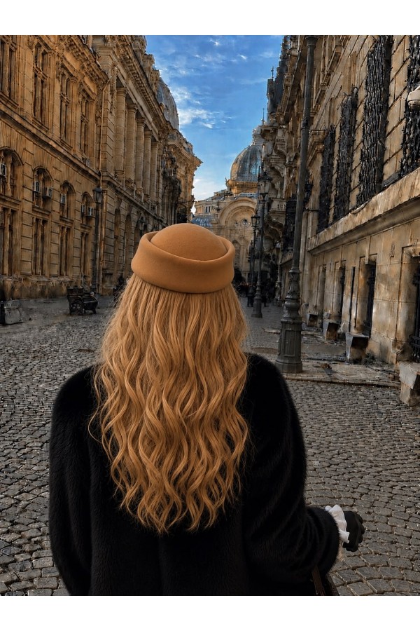 Hostes Model Şapka